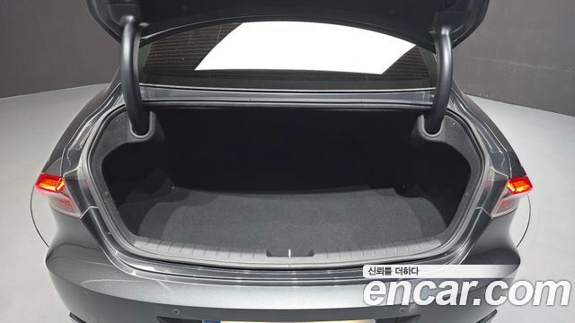 Hyundai Grandeur (IG) 2.5 Le Blanc 2023 — фото 17