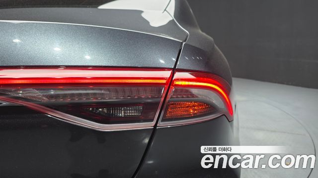 Hyundai Grandeur (IG) 2.5 Le Blanc 2023 — фото 23