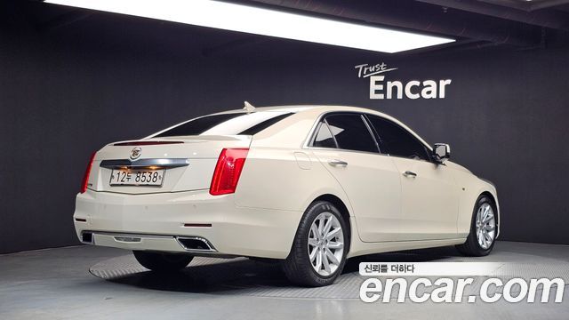Cadillac CTS (III) 2.0 Luxury 2014 — фото 2