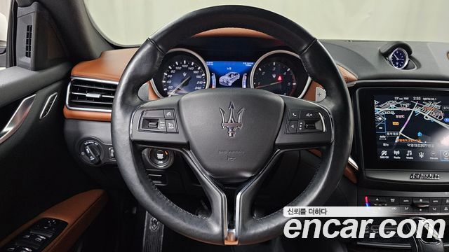 Maserati Ghibli 3.0 Diesel 3rd 2020 — фото 13