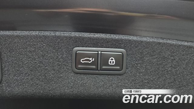 Genesis G80 (RG3) Gasoline 2.5 Turbo AWD 2027 — фото 17