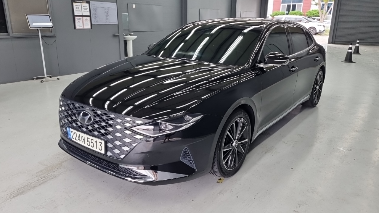 Hyundai Grandeur (IG) 2.5 Exclusice 2022 — фото 1