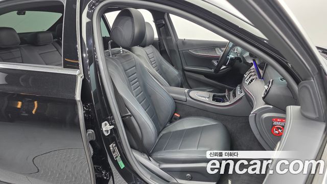 Mercedes-Benz E-Class (W213) E350 4MATIC AMG Line 2021 — фото 11