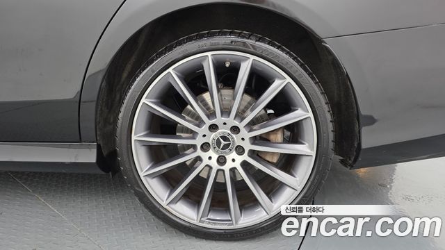 Mercedes-Benz E-Class (W213) E350 4MATIC AMG Line 2021 — фото 21