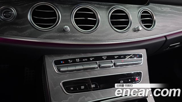 Mercedes-Benz E-Class (W213) E350 4MATIC AMG Line 2021 — фото 28