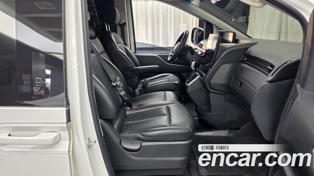 Hyundai Staria L3.5 Cargo 3-Seater Modern 2022 — фото 11