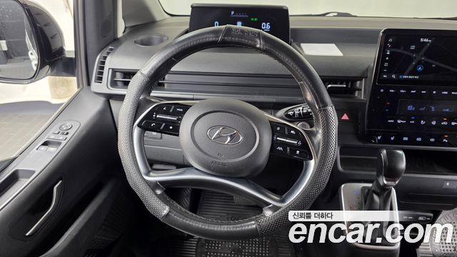 Hyundai Staria L3.5 Cargo 3-Seater Modern 2022 — фото 13