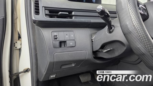 Hyundai Staria L3.5 Cargo 3-Seater Modern 2022 — фото 16