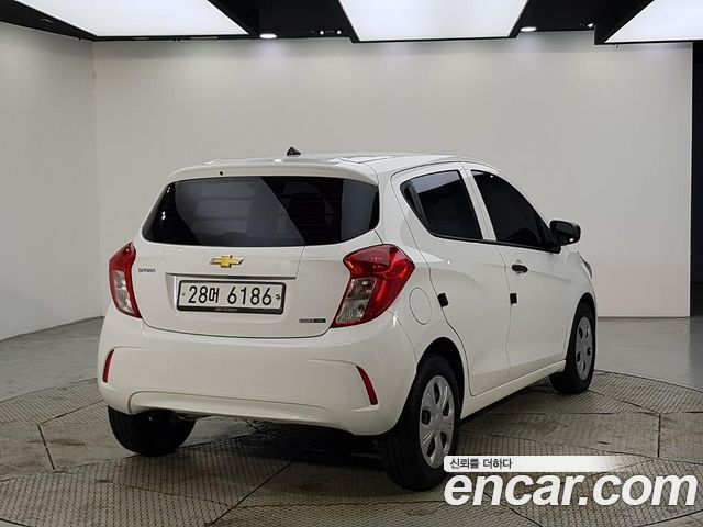 Chevrolet Spark Van 2019 — фото 4