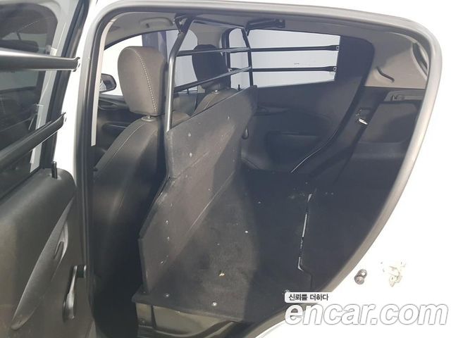 Chevrolet Spark Van 2019 — фото 16