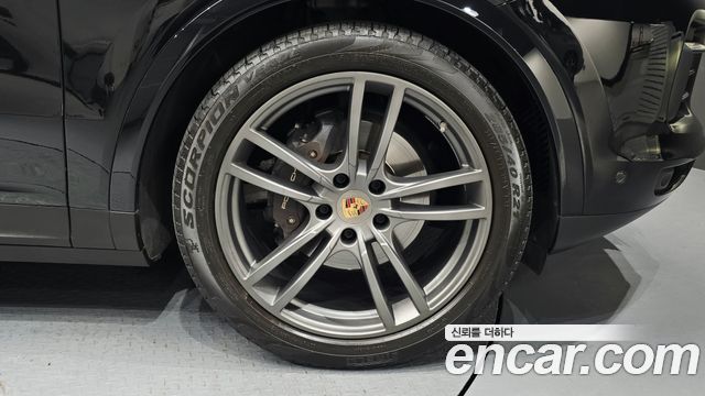 Porsche Cayenne (PO536) 3.0 COUPE PLATINUM EDITION 2023 — фото 21