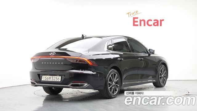 Hyundai Grandeur (IG) 2.5 Le Blanc 2023 — фото 2