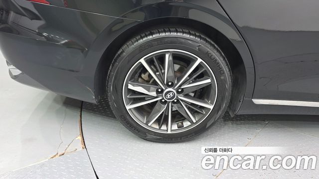 Hyundai Grandeur (IG) 2.5 Le Blanc 2023 — фото 5
