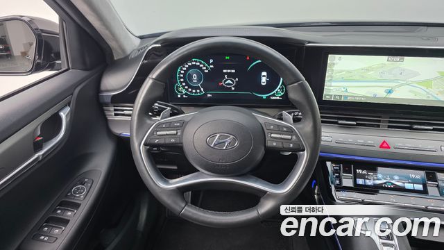Hyundai Grandeur (IG) 2.5 Le Blanc 2023 — фото 13