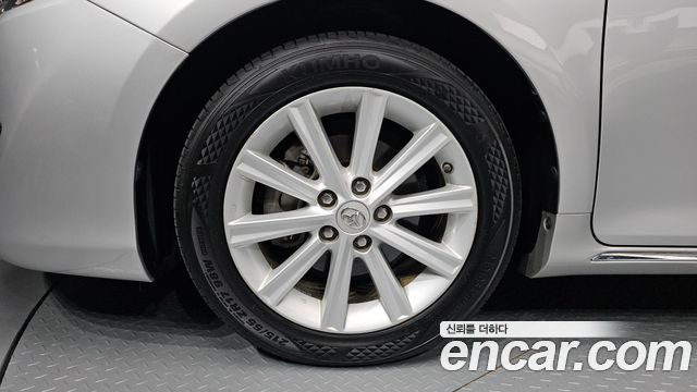 Toyota Camry Hybrid XLE 2013 — фото 5