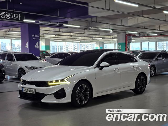 Kia K5 (III) 2.0 Noblesse 2023 — фото 1