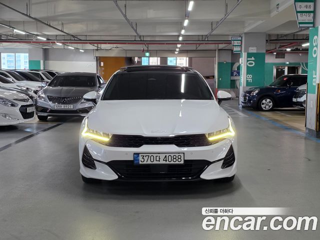 Kia K5 (III) 2.0 Noblesse 2023 — фото 3