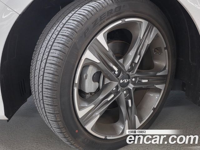 Kia K5 (III) 2.0 Noblesse 2023 — фото 5