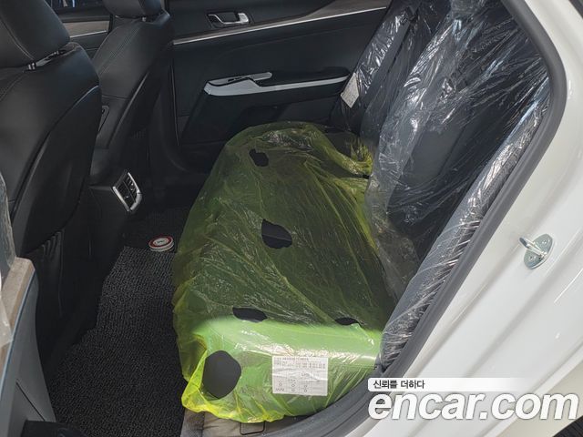 Kia K5 (III) 2.0 Noblesse 2023 — фото 15