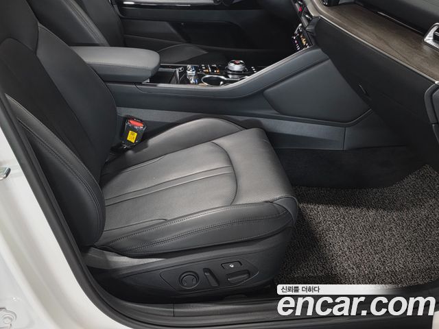 Kia K5 (III) 2.0 Noblesse 2023 — фото 17