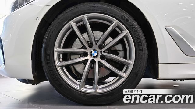BMW 5 Series (G30) 520d M Sport Package Plus 2019 — фото 5