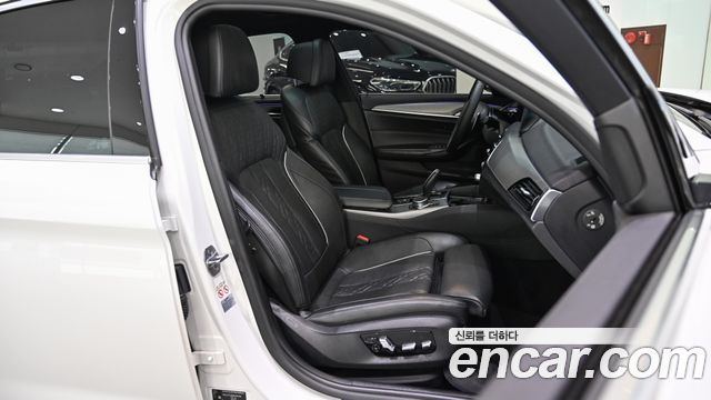 BMW 5 Series (G30) 520d M Sport Package Plus 2019 — фото 17