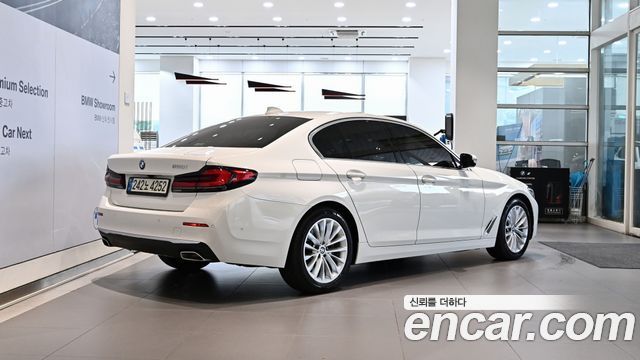 BMW 5 Series (G30) 520i Luxury 2021 — фото 4