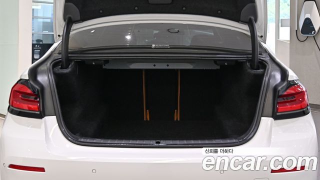 BMW 5 Series (G30) 520i Luxury 2021 — фото 7