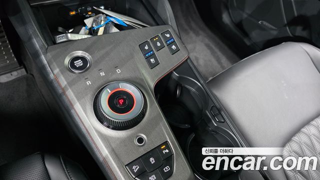 Kia Sportage (V) Gasoline 1.6 Turbo 2WD Signature X Line 2026 — фото 9