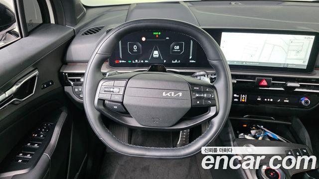 Kia Sportage (V) Gasoline 1.6 Turbo 2WD Signature X Line 2026 — фото 13