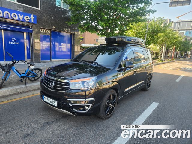 KG Mobility (SsangYong) Korando Turismo 4WD TX 9-seater