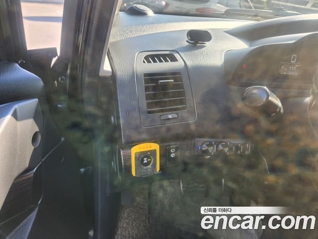 KG Mobility (SsangYong) Korando Turismo 4WD TX 9-seater 2017 — фото 8