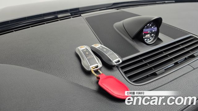 Porsche Panamera (971) 3.0 AWD 2018 — фото 20