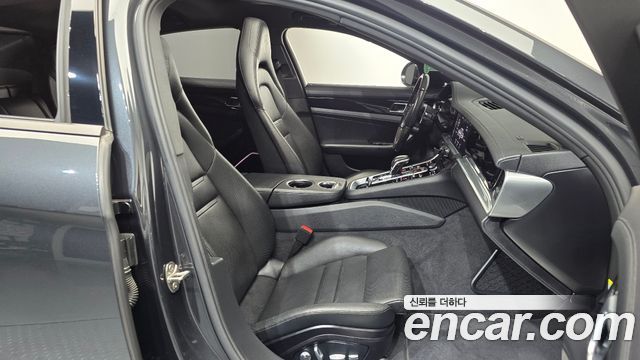Porsche Panamera (971) 3.0 AWD 2018 — фото 32