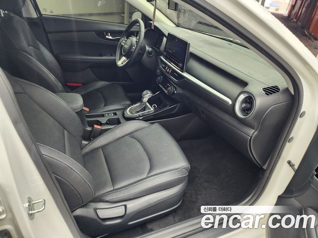 Kia K3 (II) 1.6 Noblesse 2022 — фото 19