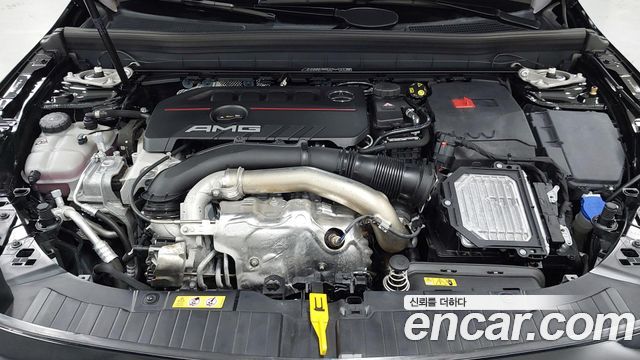 Mercedes-Benz GLB-Class (X247) AMG GLB35 4MATIC 2025 — фото 6