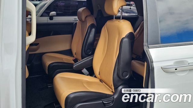Kia Carnival (IV) Diesel 9-Seater Prestige 2021 — фото 9