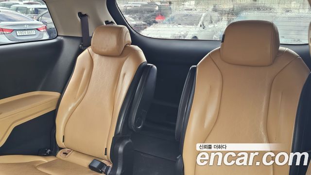 Kia Carnival (IV) Diesel 9-Seater Prestige 2021 — фото 10