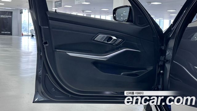 BMW 3 Series (G20) 320i M Sport 2021 — фото 17