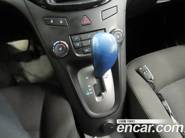 Chevrolet Orlando 1.6 Diesel LT Convenience 2016 — фото 9