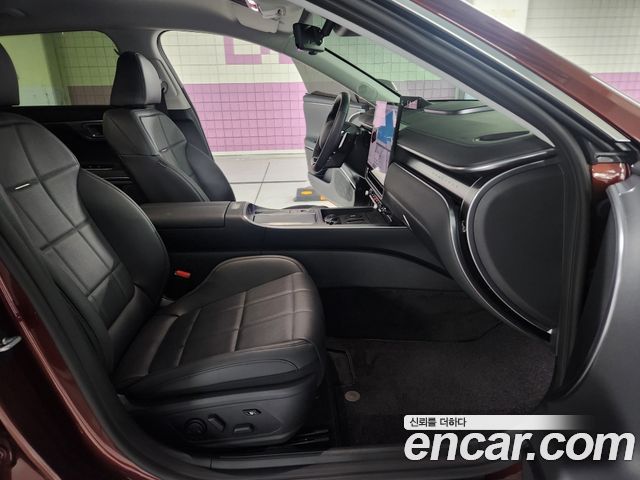 Hyundai Grandeur (GN7) 2.5 Gasoline  2WD Exclusive 2027 — фото 18