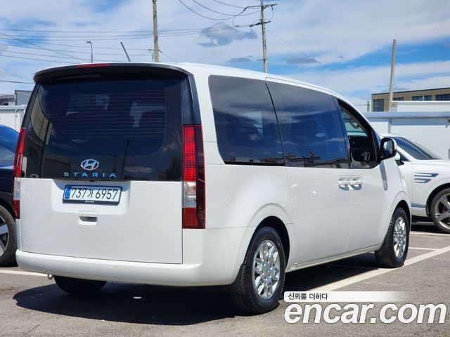 Hyundai Staria L3.5 Tourer 11-Seater Modern 2023 — фото 2