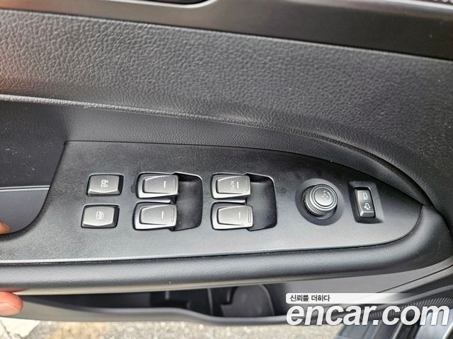 KG Mobility (SsangYong) Rexton Sports Khan Diesel 2.2 4WD Prestige 2023 — фото 6