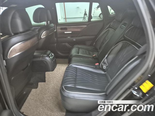 Genesis G90 (RS4) Gasoline 3.5 Turbo AWD 2022 — фото 16