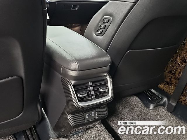 Hyundai Grandeur (GN7) 3.5 LPG 2WD (Taxi) Deluxe 2024 — фото 17