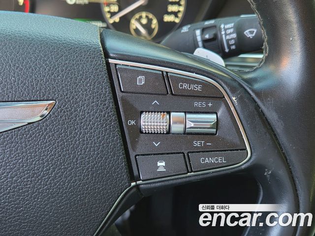 Genesis EQ900 3.8 GDI AWD Premium Luxury 2018 — фото 24