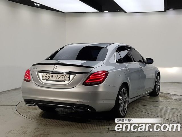 Mercedes-Benz C-Class (W205) C220 d Avantgarde 2018 — фото 4