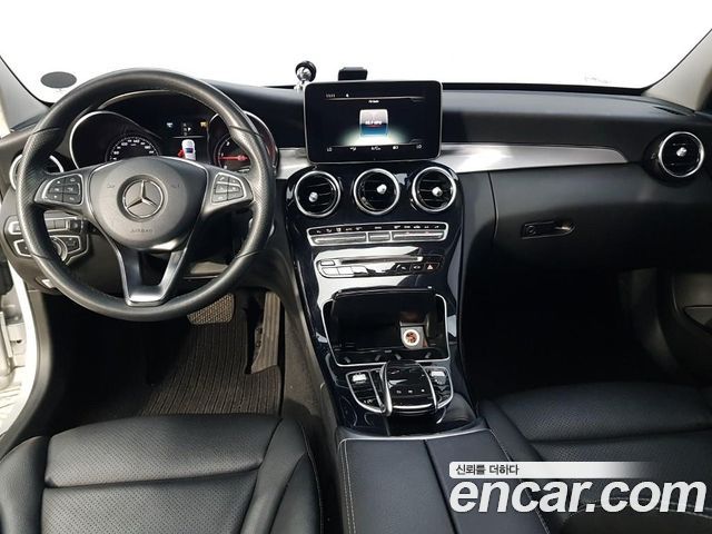 Mercedes-Benz C-Class (W205) C220 d Avantgarde 2018 — фото 5