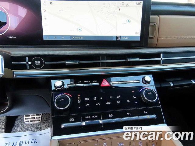 Hyundai Santa Fe (MX5) HEV 1.6 2WD Calligraphy 2024 — фото 15