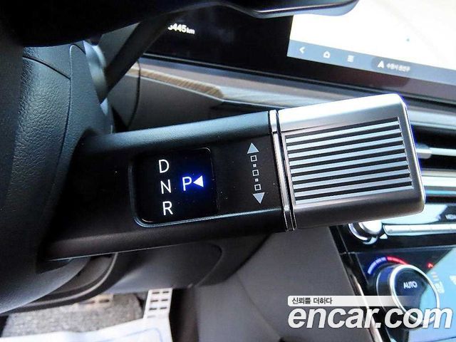 Hyundai Santa Fe (MX5) HEV 1.6 2WD Calligraphy 2024 — фото 18